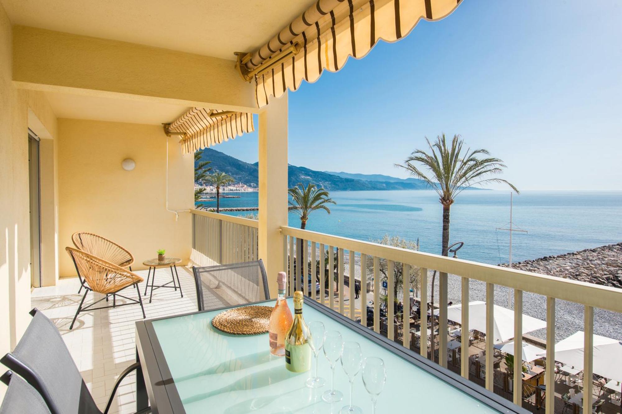Roquebrune Plage - Terrace Splendid Sea View - BW Bagian luar foto